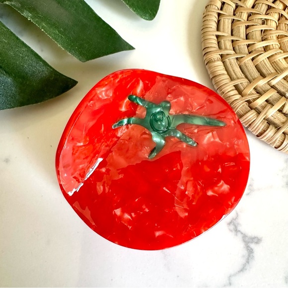 Accessories - 2/$30🌵 Tomato Claw Clip Food Novelty Hair Accessory Acrylic Clip Italian NEW
